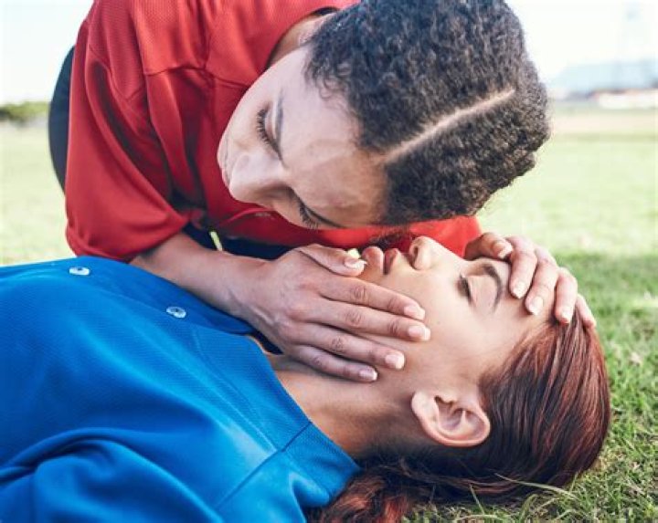 Can someone be breathing but unconscious?