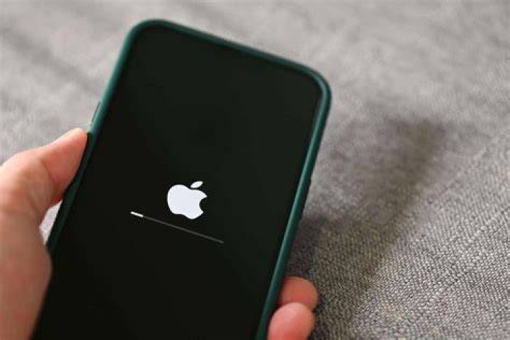 Do apps still run on iPhone 5?