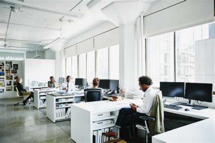 Do open office floor plans work?
