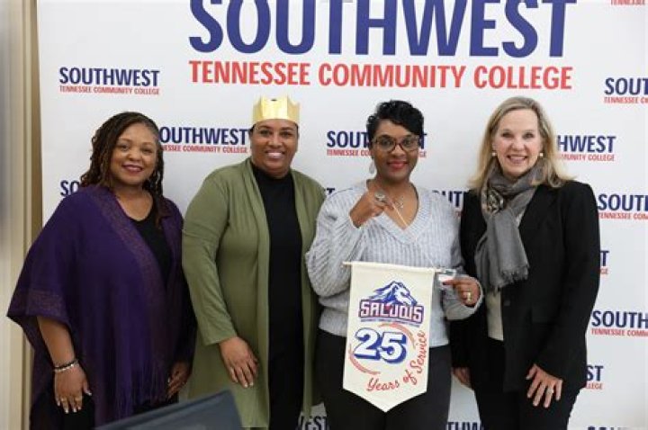 Does Southwest Tennessee Community College have online classes?