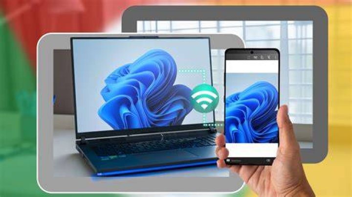 How do I connect my Windows phone to my PC?