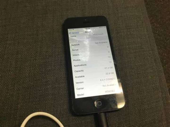 How do I decommission my iPhone 5?