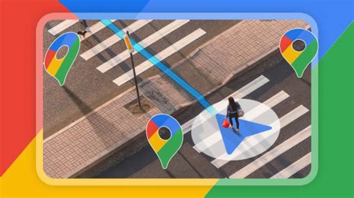 How do I zoom in and embed in Google Maps?