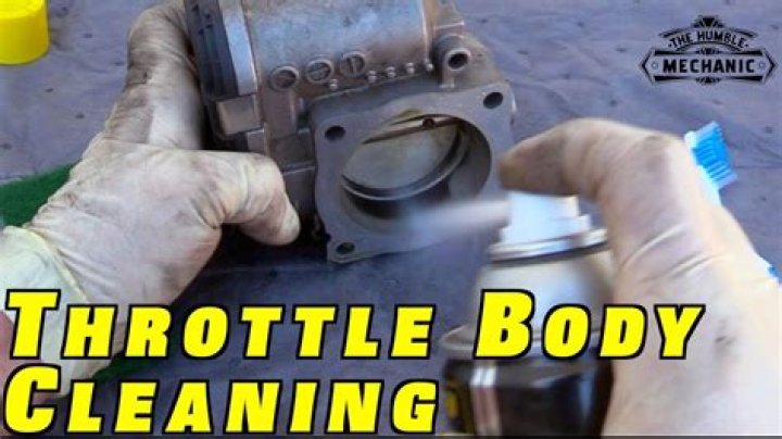 How do you clean a throttle body on a Renault Megane?