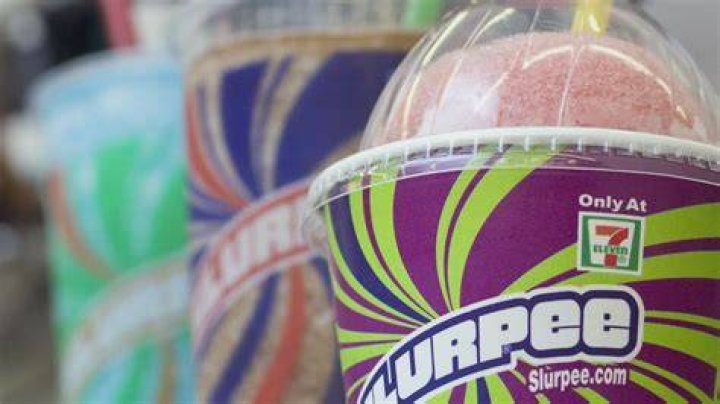 How many calories are in a large 7/11 Slurpee?