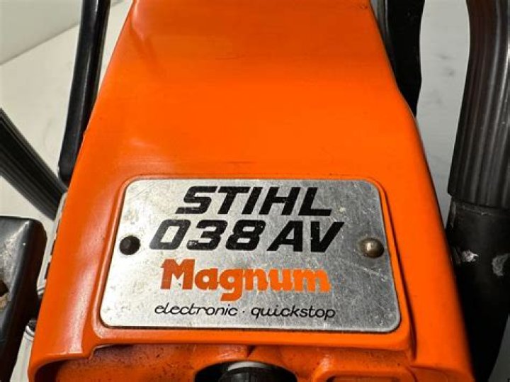 How many cc is a Stihl 038 Magnum?