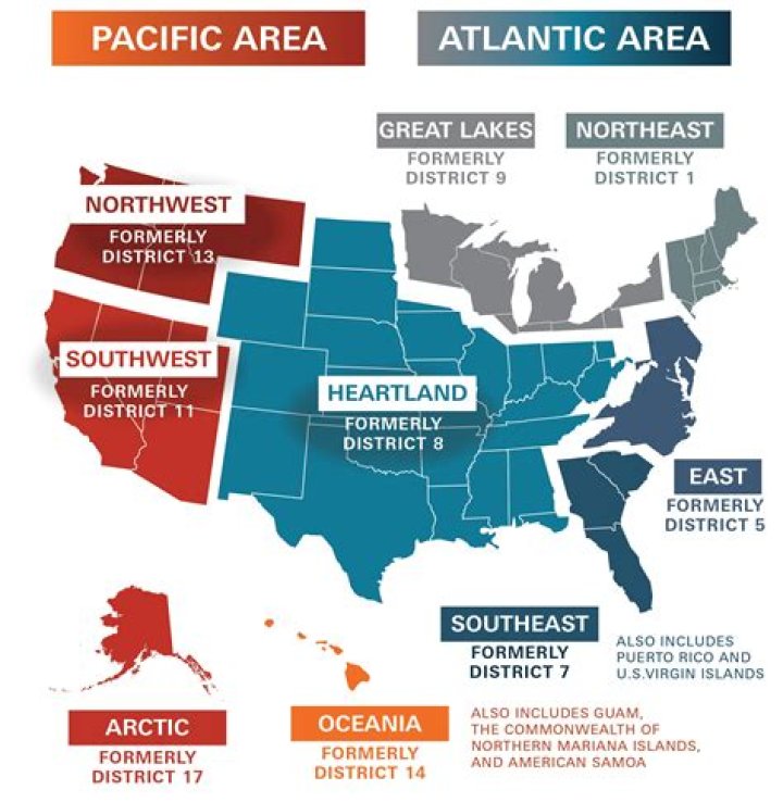 How many Coast Guard districts are there?