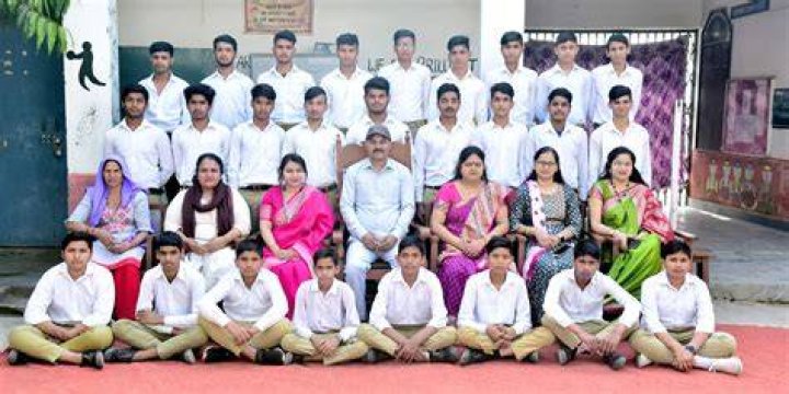 How many Govt schools are there in Chennai?