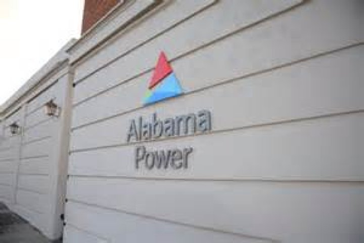 How much do Alabama Power employees make?