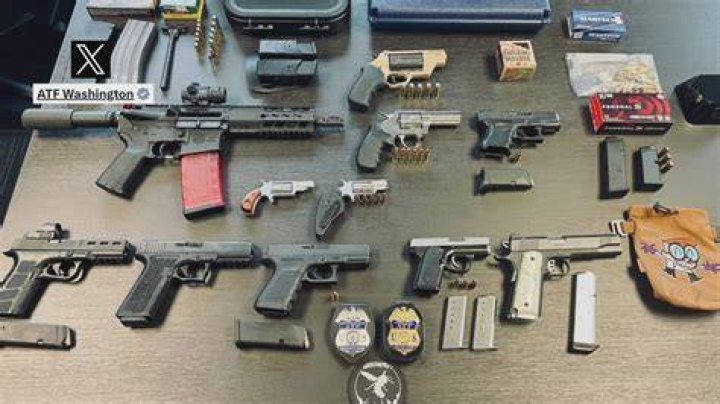 Is it illegal to have a toy gun?