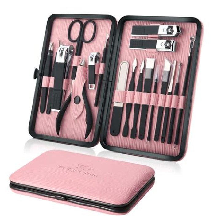 What are the tools in a manicure kit?