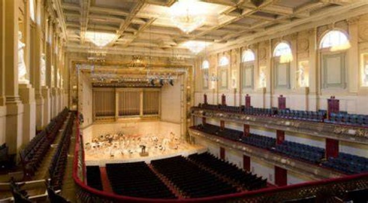 What area of Boston is Symphony Hall in?