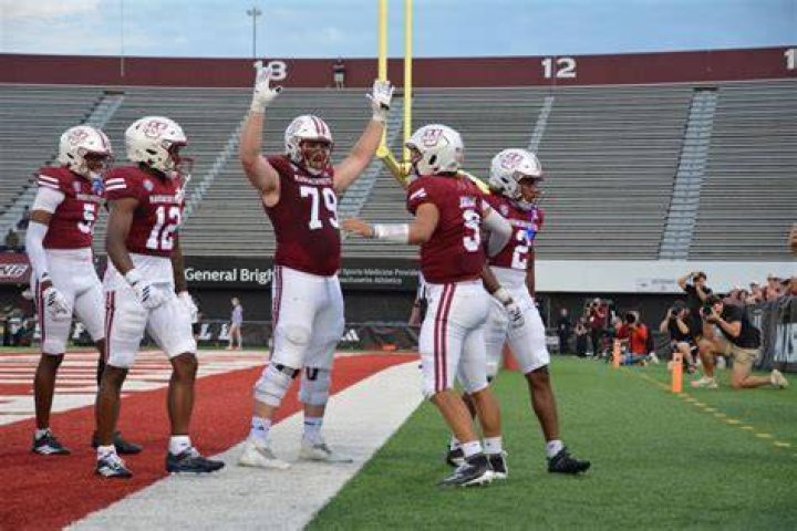 What conference is UMass football in?