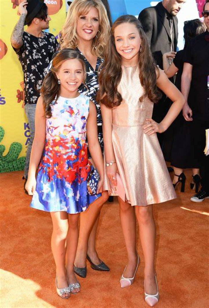 What episode does Maddie leave Mackenzie?