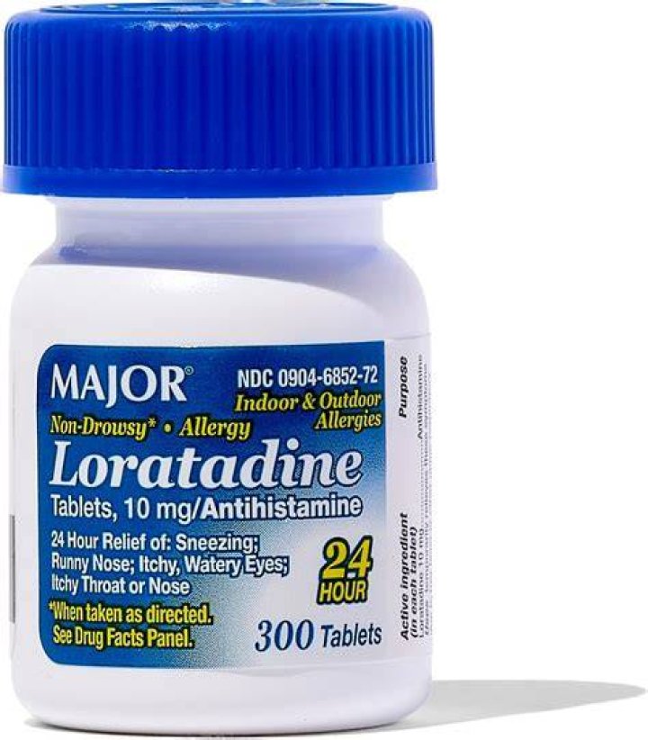 What is desloratadine tablet used for?