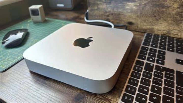 What percentage of computers are Macs?