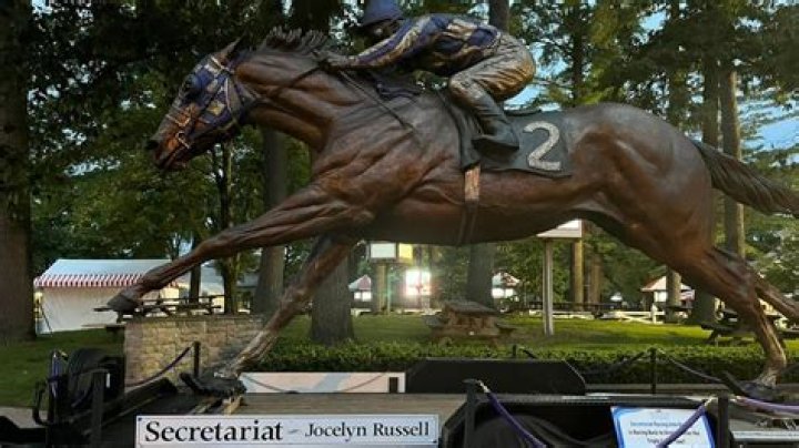 Who is the leading jockey at Saratoga?